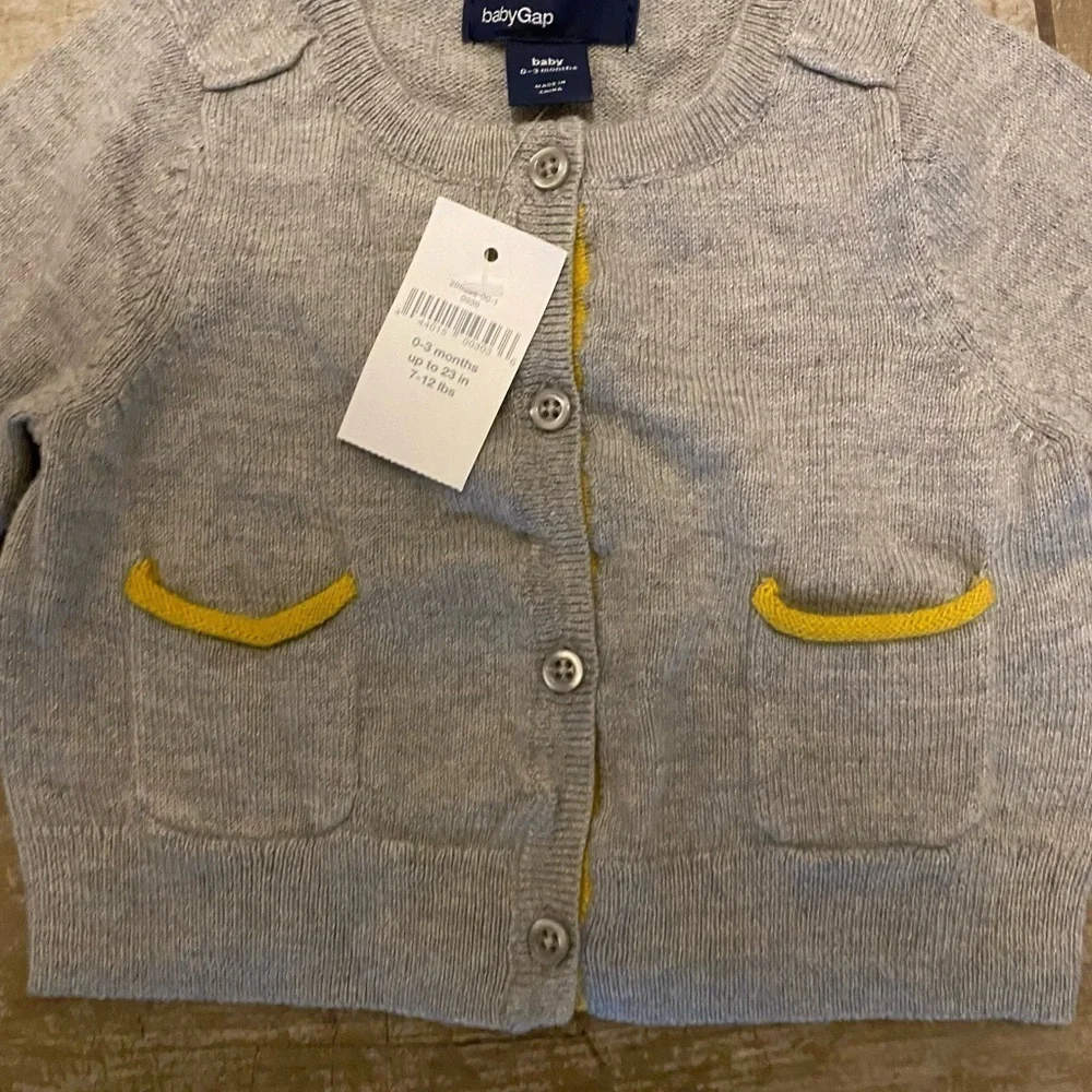 BabyGap Grey & Yellow Cardigan Sweater Size 0-3 Months